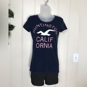 Hollister Navy Blue Round Neck Blouse Huntington California Medium 8- 10
Stretch
